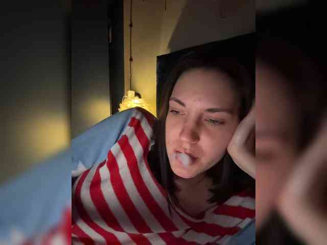 -Your-Michelle- webcam