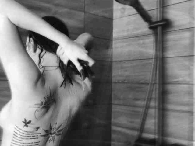 -Your-Michelle- webcam