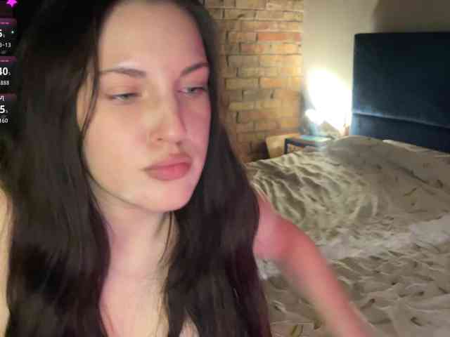 -Your-Michelle- webcam