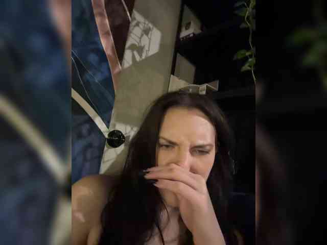 -Your-Michelle- webcam