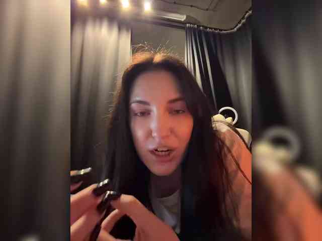 -Your-Michelle- webcam