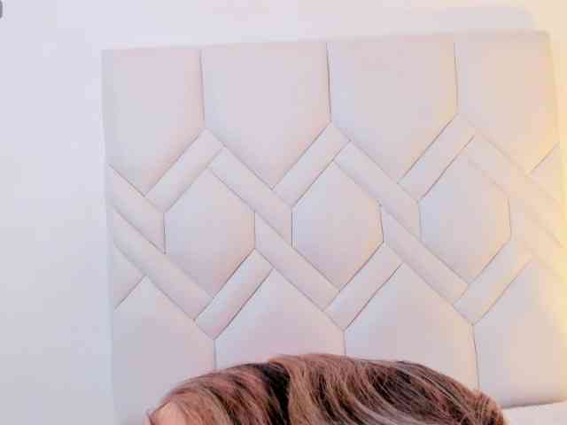 BlondieCutee webcam