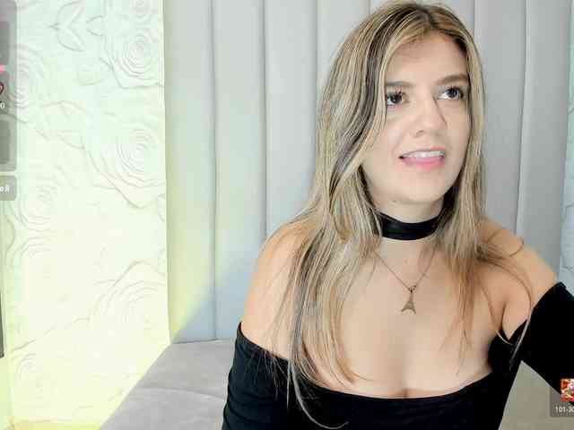 BlondieCutee webcam