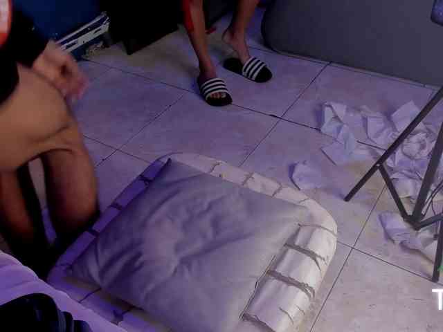 Bemylover11 webcam