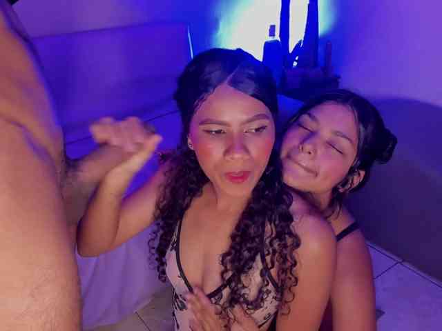 Bemylover11 webcam