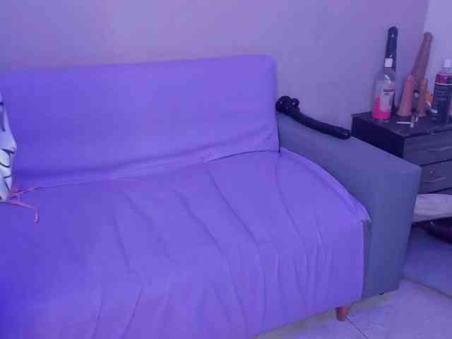 Bemylover11 Sex Cam Show
