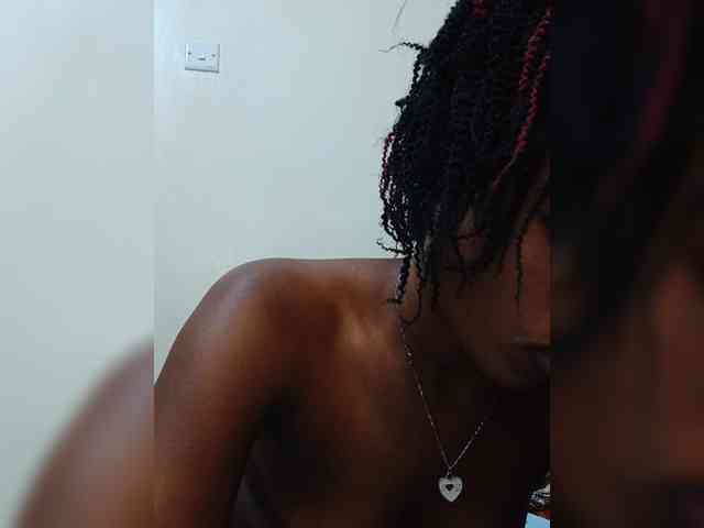 Molient123 webcam