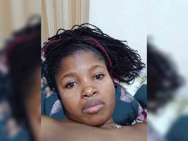 Molient123 webcam