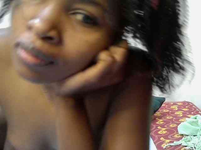 Molient123 webcam