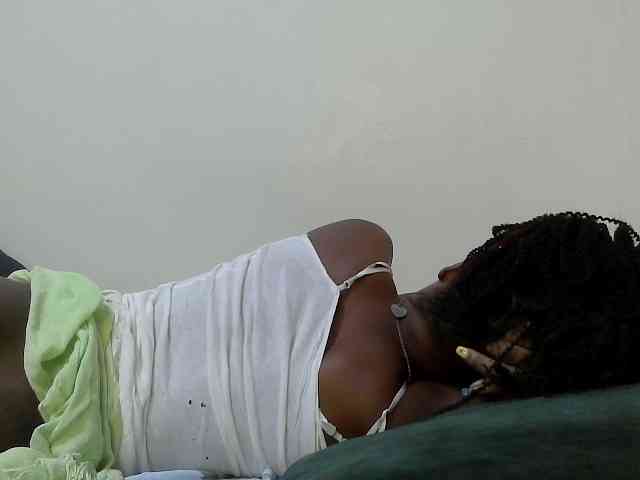 Molient123 webcam