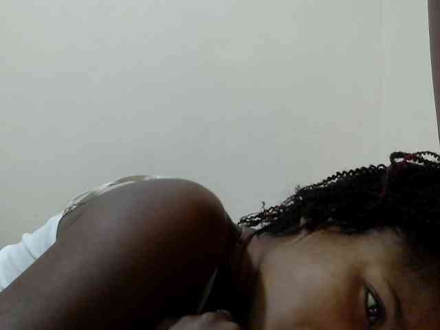 Molient123 webcam