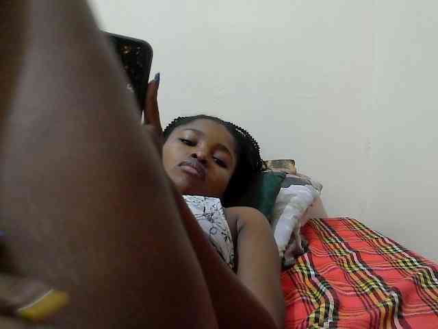 Molient123 webcam