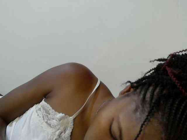 Molient123 webcam