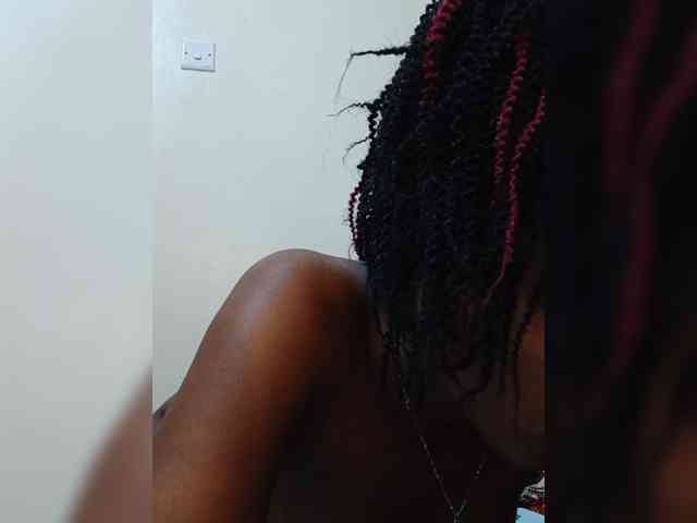 Molient123 webcam
