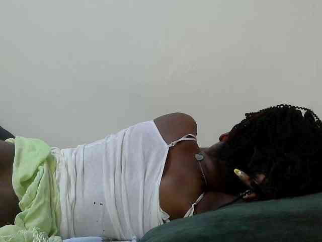 Molient123 webcam