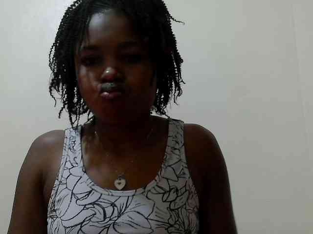 Molient123 webcam