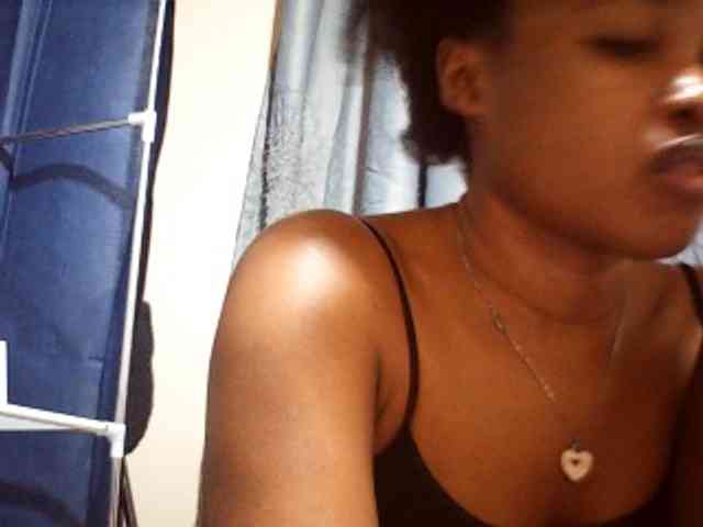 Molient123 webcam