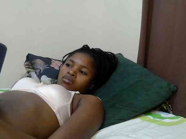 Molient123 webcam