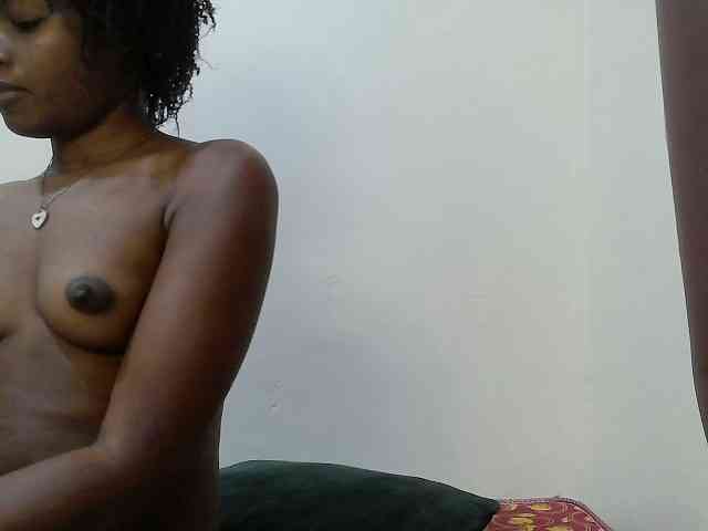 Molient123 webcam