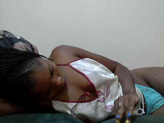 Molient123 webcam