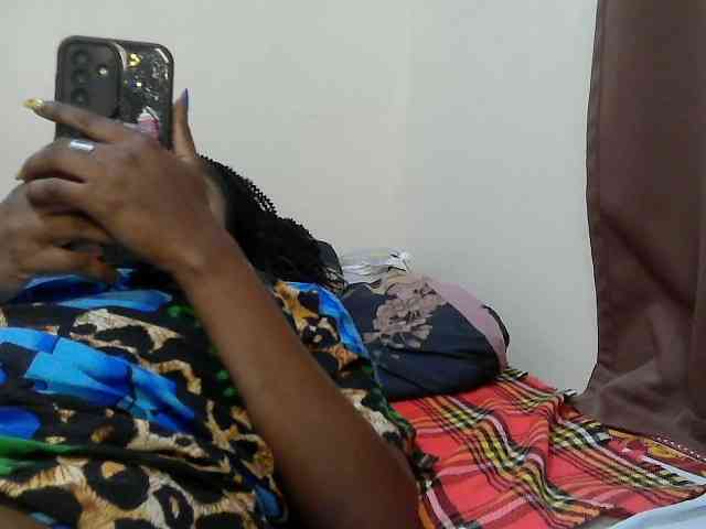 Molient123 webcam
