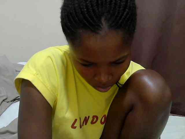 Molient123 webcam