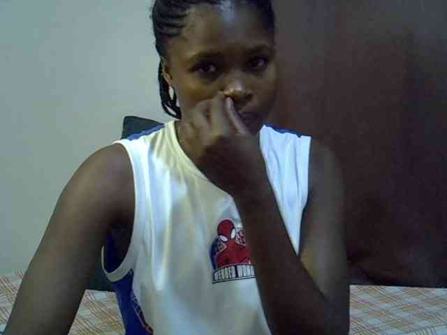 Molient123 Live Webcam on BongaCams