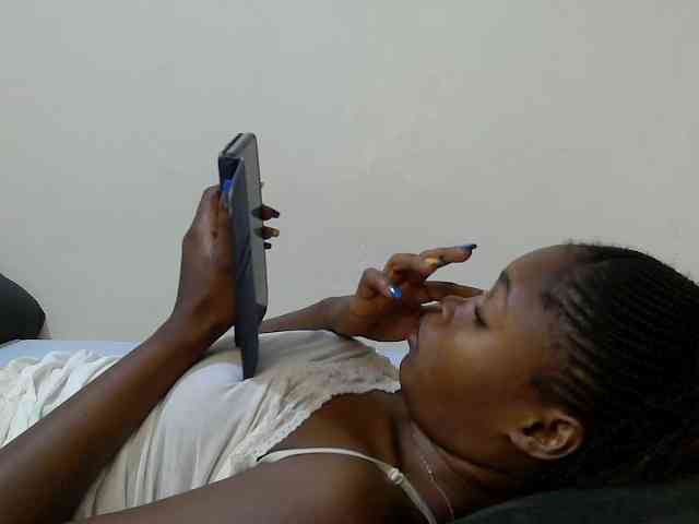 Molient123 webcam