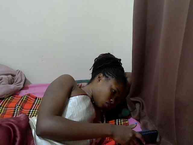 Molient123 webcam