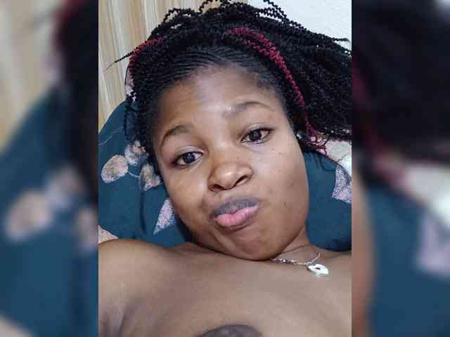 Molient123 webcam