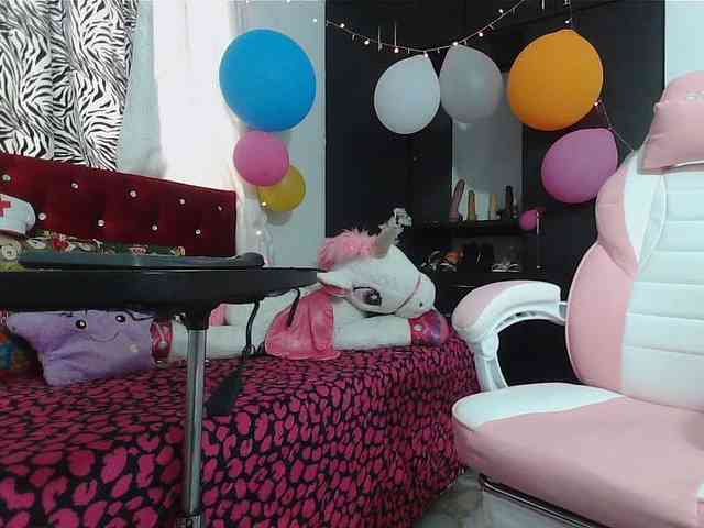 rous-kinky webcam