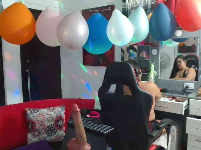 rous-kinky webcam
