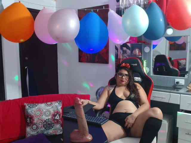rous-kinky webcam