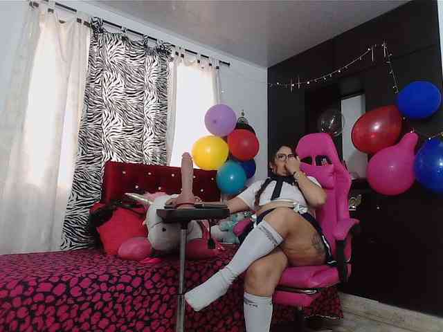 rous-kinky webcam