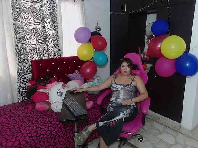 rous-kinky webcam