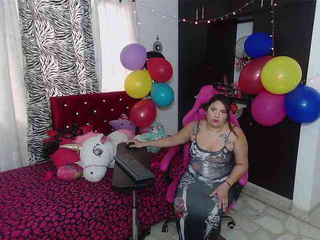 rous-kinky webcam