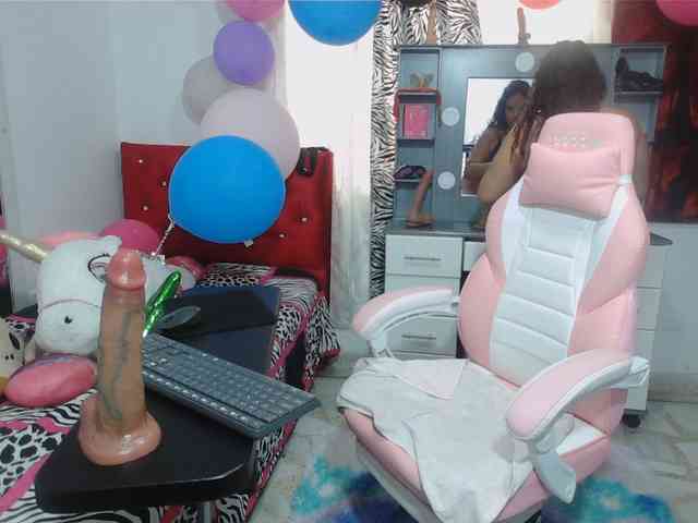 rous-kinky webcam