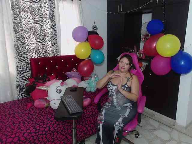 rous-kinky webcam