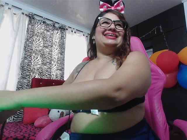 rous-kinky webcam
