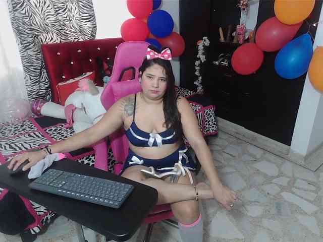 rous-kinky webcam