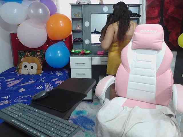 rous-kinky webcam