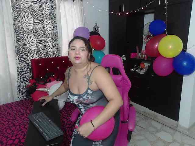 rous-kinky webcam