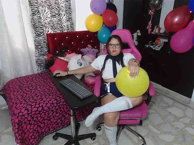 rous-kinky webcam