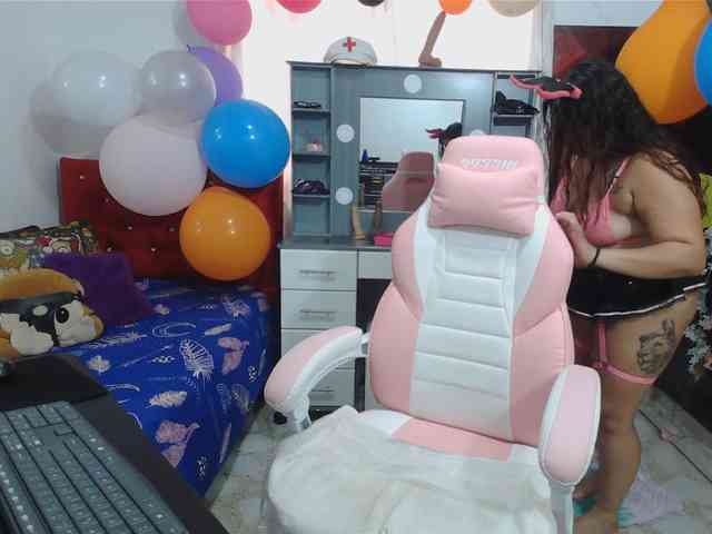rous-kinky webcam