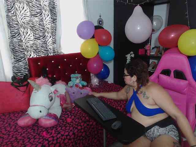 rous-kinky webcam