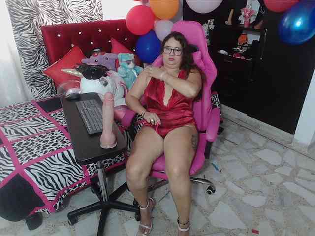 rous-kinky webcam