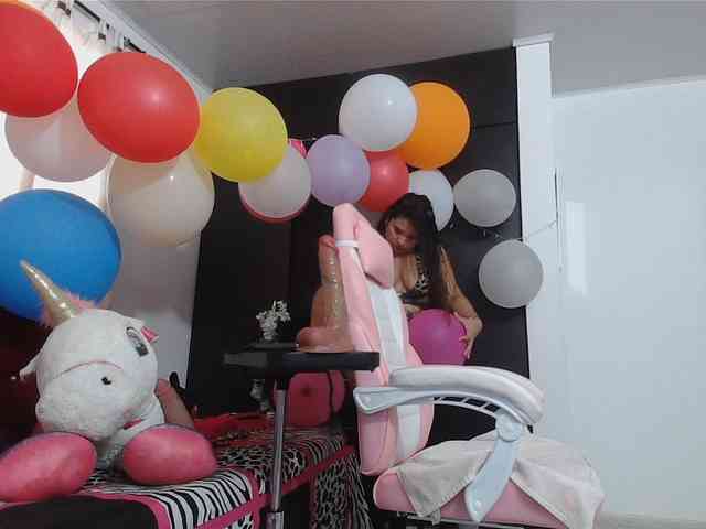 rous-kinky webcam