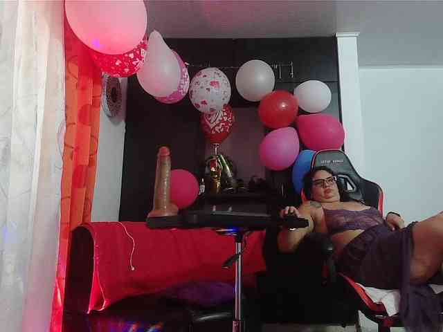 rous-kinky webcam