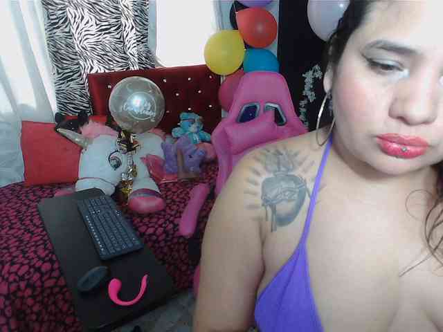 rous-kinky webcam