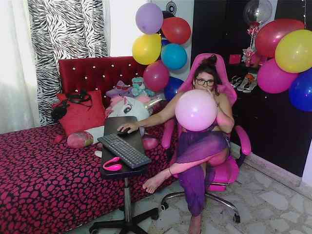 rous-kinky webcam